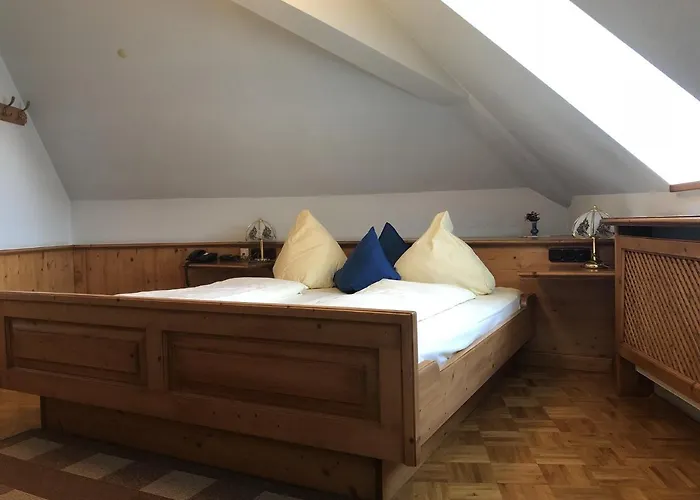 Landgasthof Schmidbaur イン 3*